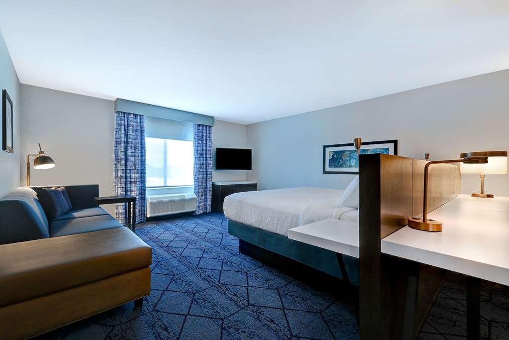 Hilton Garden Inn Cedar Rapids Cameră foto